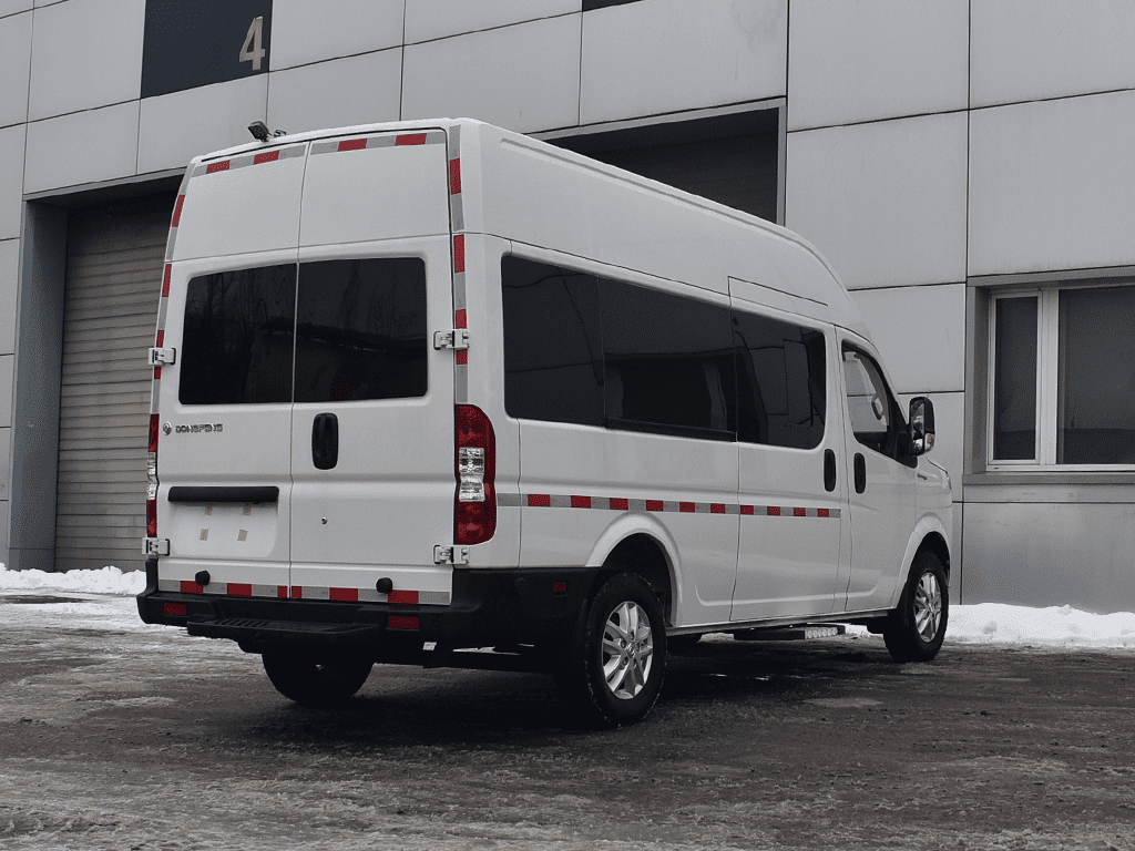 Туристический автобус DongFeng